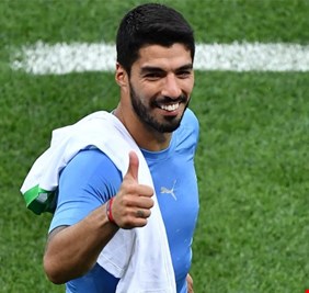 موقف بطولي.. سواريز ينقذ رجلاً من الانتحار