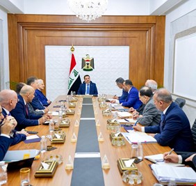 توجيهات بالتعاقد مع شركة إماراتية لتأمين 100 مقمق من الغاز