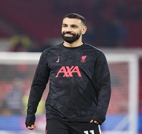 محمد صلاح يوافق على الانضمام إلى صفوف الهلال