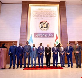 الأعرجي يستقبل وزير الأمن الداخلي لجمهورية الصومال الفيدرالية