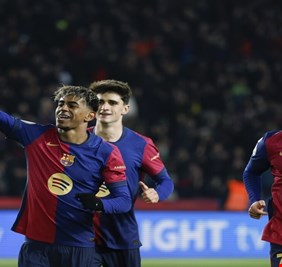 برشلونة يكتسح ضيفه ريال بيتيس في كأس الملك