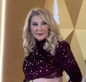 نادية الجندي ترد على الجدل حول إطلالتها في Joy Awards 2025
