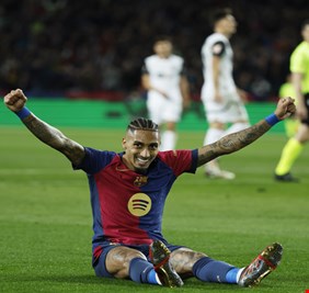 برشلونة يكتسح فالنسيا بسباعية