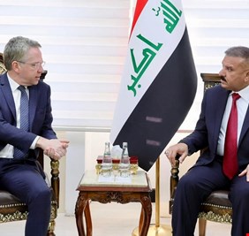 وزير الداخلية يلتقي السفير الفرنسي لدى العراق