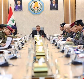 وزير الداخلية يستمع إلى الإيجاز الشهري لمفاصل وتشكيلات الوزارة