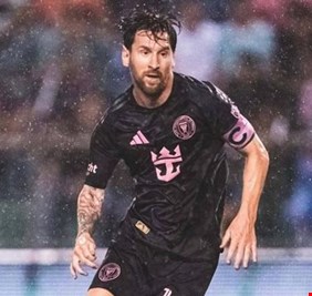 رغم «زلزال الكاريبي».. ميسي يتوهج ويقود إنتر ميامي لانتصار كبير