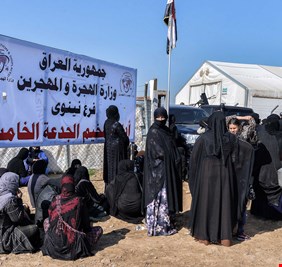 العراق يتسلم دفعة جديدة من دواعش مخيم الهول