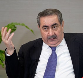 زيباري يحاول دفع متظاهري كردستان إلى بغداد .. تظاهروا هناك