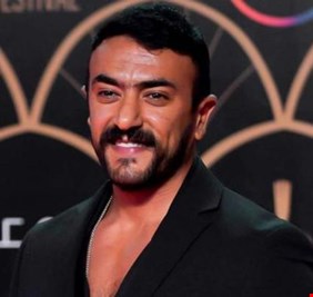 أحمد العوضي لم يطلب «أسودا أو نمورا» من المتابعين على تيك توك
