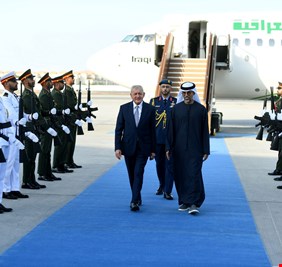 رئيس الجمهورية يصل إلى الامارات