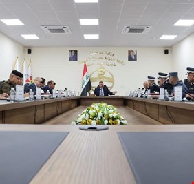 وزير الداخلية يشدد على أهمية حل مشكلة الزخم المروري في بغداد