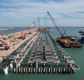 الموانئ تحدد موعد افتتاح النفق المغمور في ميناء الفاو الكبير