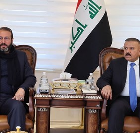 وزير الداخلية يؤكد أن تضحيات الشهداء أمانة وسنواصل دعم أسرهم