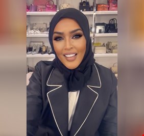 وعد تعلن ارتداء الحجاب وتحذف جميع صورها