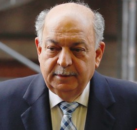 بالفيديو .. ماذ تعرف عن الجلاد حذيفة عباس شقيق وزير النفط ورئيس المستشارين ثامر الغضبان ؟