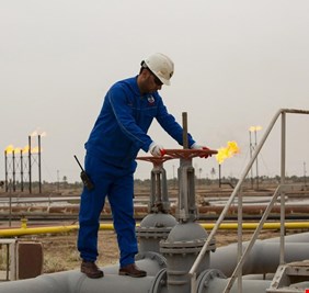 العراق يباشر ضخ نفط كردستان