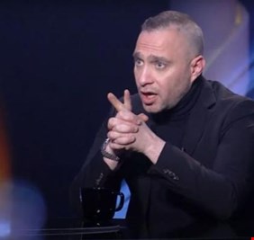 حسام حبيب: شيرين عبدالوهاب «جابتلي المرض»