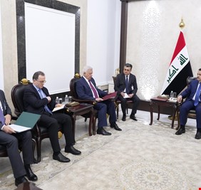 العراق يدعو لوك اويل النفطية لاستثمار اريدو