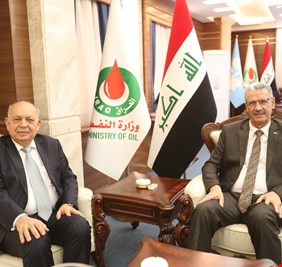 بالفيديو : كيف ولماذا يستقبل وزير النفط حيان عبد الغني، شقيق قتلة الصدر في اليوم الثاني لذكرى استشهاده؟