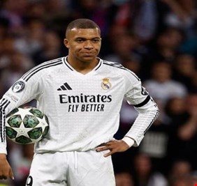 من الدوري الفرنسي.. كارثة جديدة تزيد معاناة مبابي