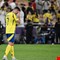 يخاطب نفسه ويقوم بحركات غريبة.. مشهد مؤثر لرونالدو بعد خروج النصر من دوري أبطال آسيا