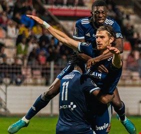 تحت ملكية عائلة ملياردير شهير.. باريس جديد يصعد رسميا للدوري الفرنسي