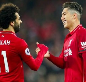 بعد الإنجاز الآسيوي.. رسالة من فيرمينو إلى محمد صلاح
