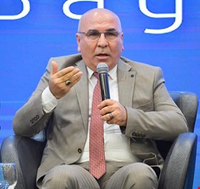 البرلمان يحظر التدخين الالكتروني