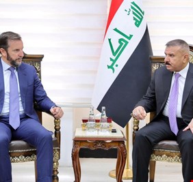الشمري يلتقي السفير الإيطالي في العراق