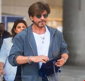 قطعة مجوهرات استثنائية ترافق شاروخان في «Met Gala 2025»