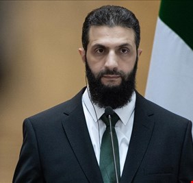 السلطة السورية تحسم الجدل: الجولاني لن يشارك بقمة بغداد