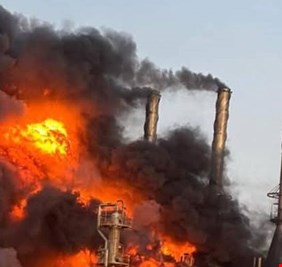 البرلمان يطالب بالتحقيق في حادث احتراق مصفى بيجي