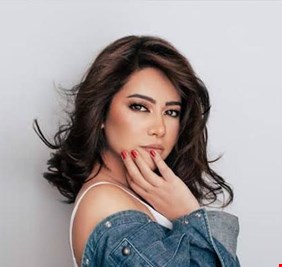 شيرين تعيد نشر أغانيها بعد إنهاء نزاعها القضائي مع روتانا