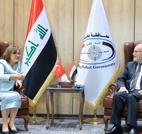 محافظ بغداد يبحث مع رئيسة بلدية غازي عنتاب تعزيز التعاون المشترك بحضور السفير التركي
