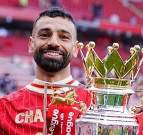 محمد صلاح يكشف أسرار موسمه الذهبي مع ليفربول ويعلن عن موعد اعتزاله