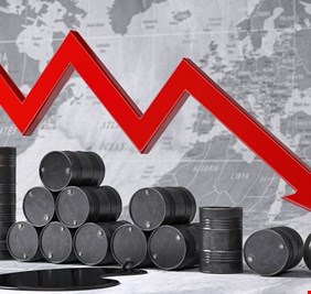 النفط يتراجع بفعل زيادة المخزونات الأمريكية وخفض السعودية للأسعار
