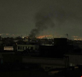 إيران.. مقتل قادة عسكريين وعلماء نوويين مع توسيع الضربات الاسرائيلية لمدن جديدة