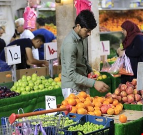 وزارة التجارة: نعتمد على المنتج الوطني كإجراء احترازي لمواجهة تداعيات الأزمة في إيران