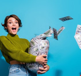 دراسة تكشف عن عادة مالية تجعلك سعيدا بغض النظر عن دخلك!