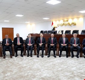 قضاة المحكمة الاتحادية يتراجعون عن استقالاتهم الجماعية