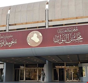 المالكي يهدد باعتصام مفتوح داخل البرلمان