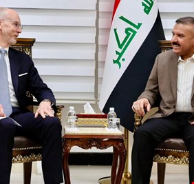 وزير الداخلية يلتقي القائم باعمال سفارة مملكة السويد في العراق والوفد المرافق له