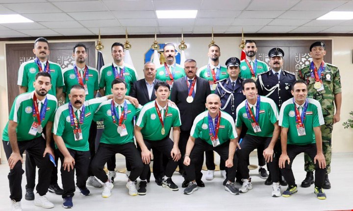وزير الداخلية يكرّم أبطال الوزارة لإنجازهم الدولي في بطولة الشرطة والدفاع المدني بأميركا