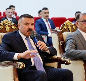 وزير الداخلية يزور مديرية الأمن السيبراني