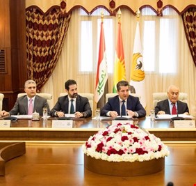 بارزاني يعلن التوصل لاتفاق جديد مع بغداد