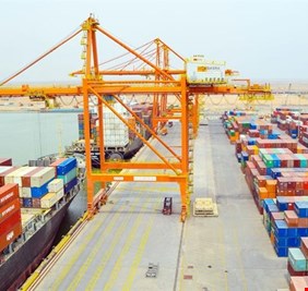 موانئ العراق تحقق اكثر من 600 مليار في نصف عام