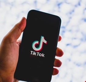 تطبيق تيك توك يزيل 10 ملايين فيديو عراقي من منصته
