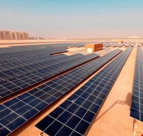 العراق ثالثاً باستيراد الألواح الشمسية من الصين