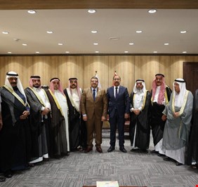 محافظ بغداد يستقبل وفداً من أهالي العامرية