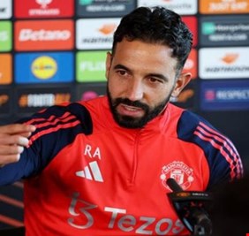 عهد جديد في مانشستر يونايتد.. أموريم يفتح ذراعيه لـ«المنبوذين»